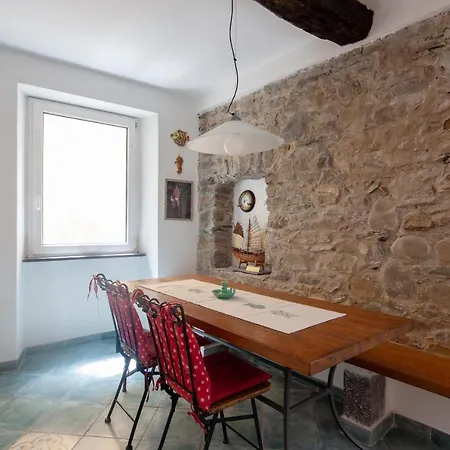 Alto Mare Apartment